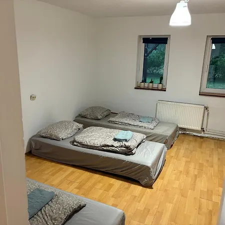 Caly Dom, Parking, Grill, Zadaszony Taras Na Imprezy Lub Wakacje - Tylko Dla Ciebie Дом отдыха Zakrzow (Lesser Poland)